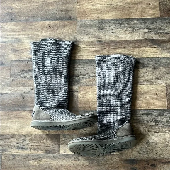 UGG Gray Knit Button Boots - Picture 3 of 5